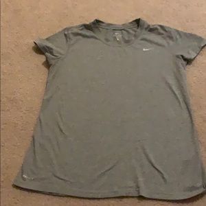 Women’s Nike dri-fit grey workout shirt